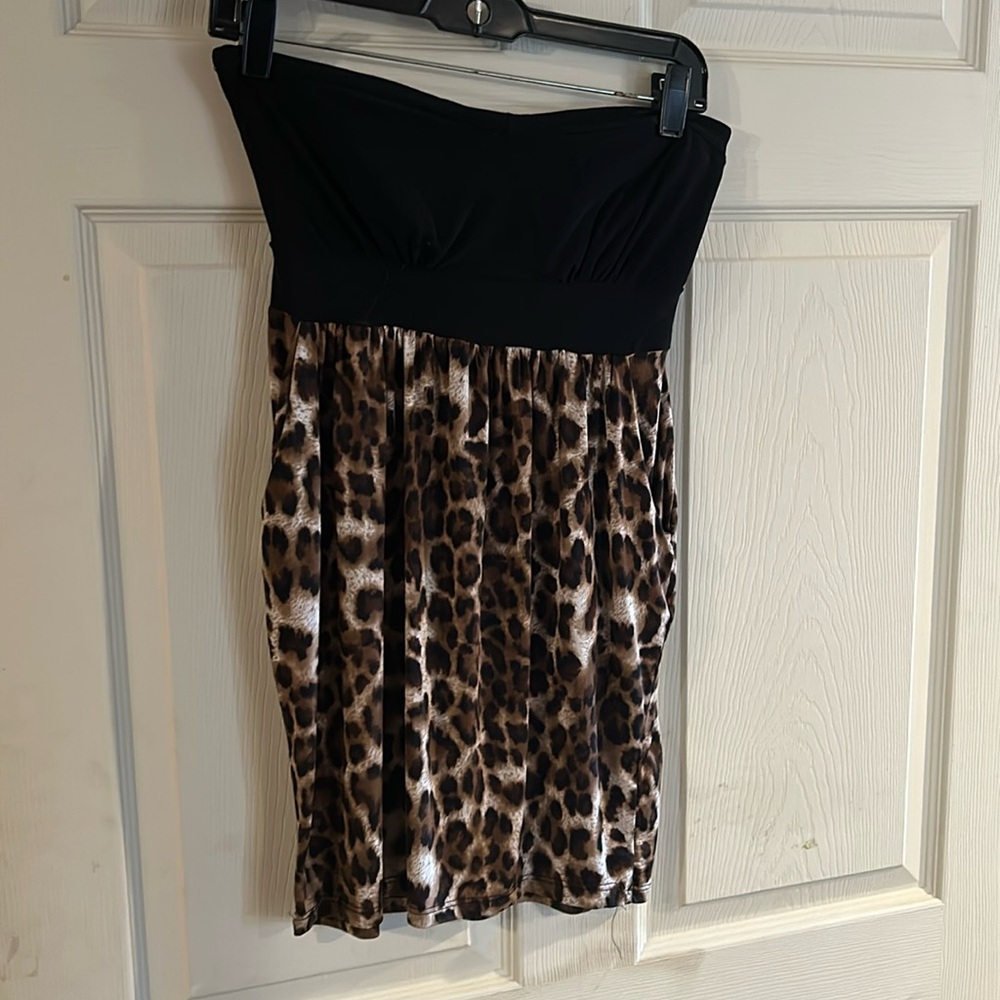 Cheetah strapless dress